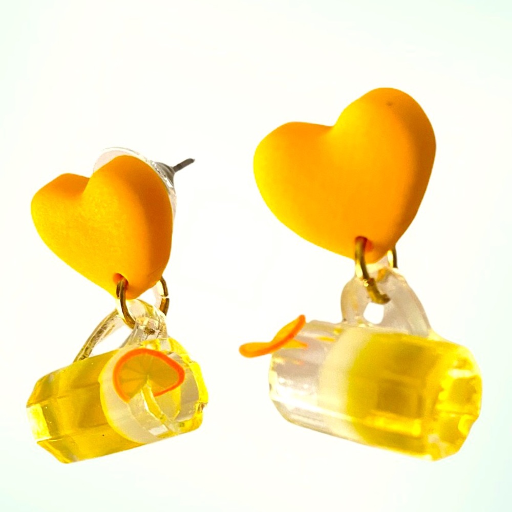 Beer!! Dangle earrings with little beer mugs and an orange slice